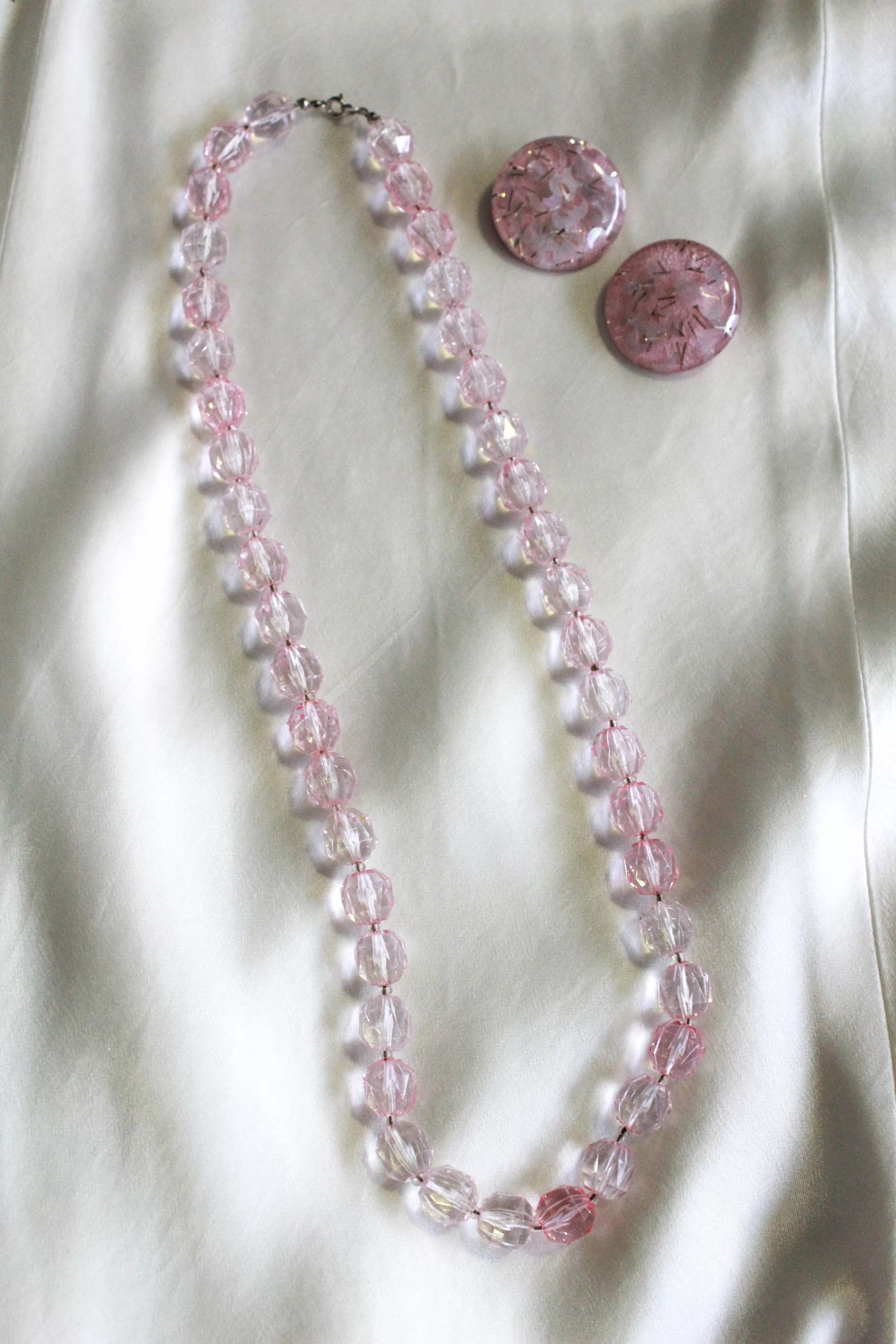 1960s Pale Pink Lucite Beaded Necklace