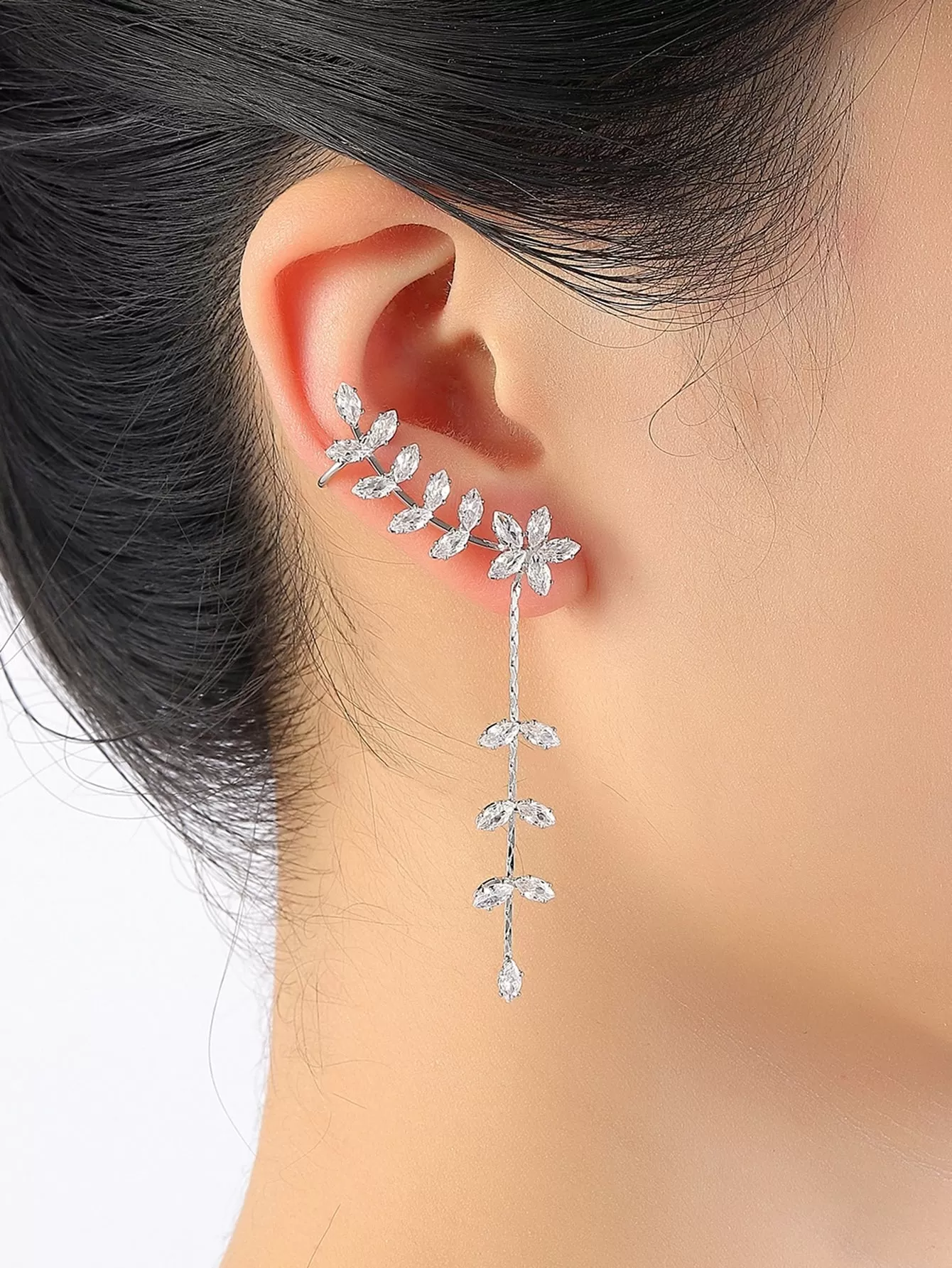 1pc Cubic Zirconia Flower Decor Drop Earring