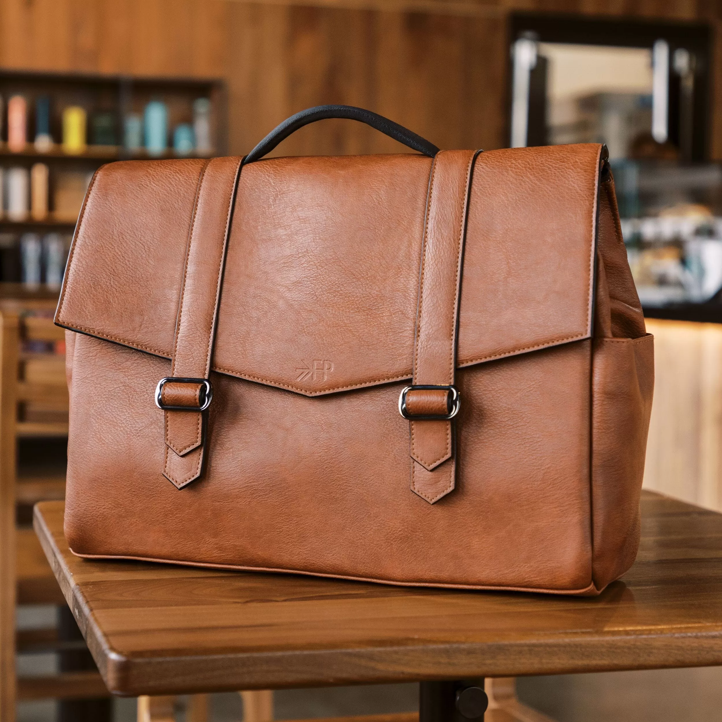 Amber Cambridge Messenger Bag