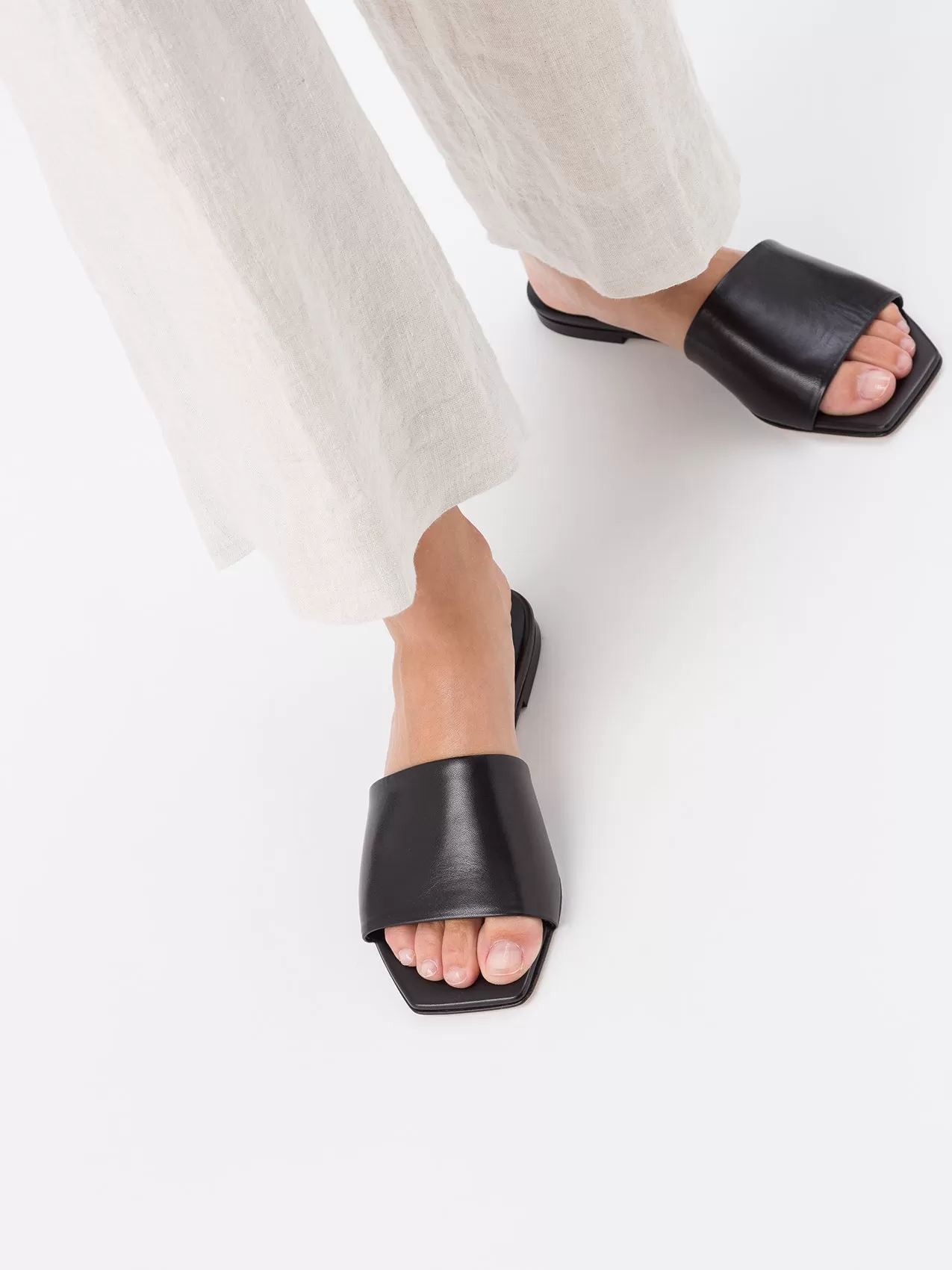 Anna Leather Sandals