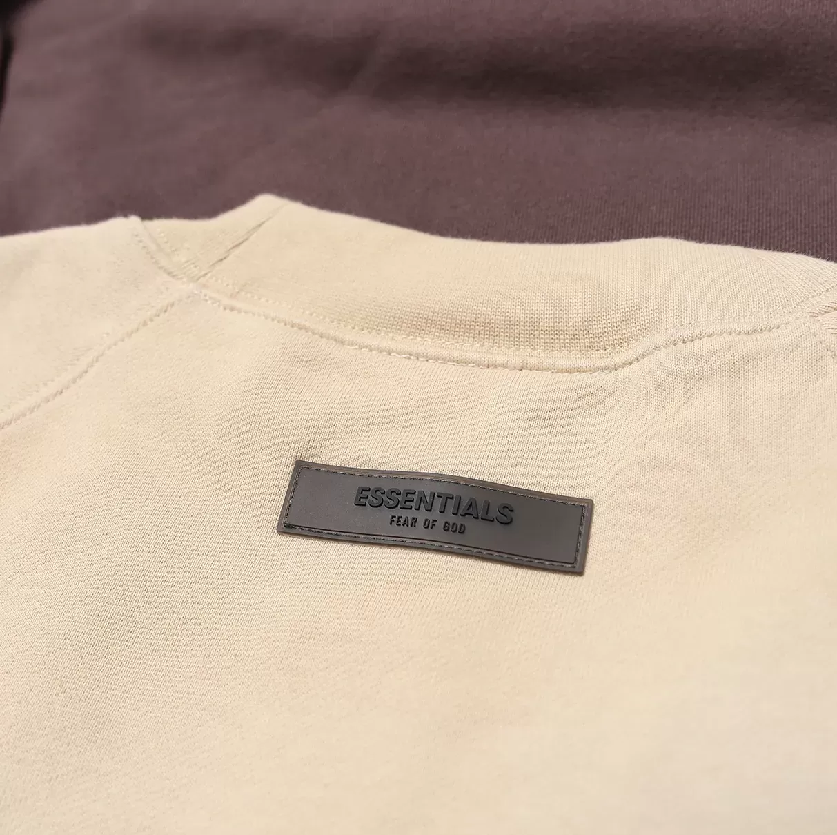 Fear of God Essentials Crewneck Sweatshirt [192BT22204]