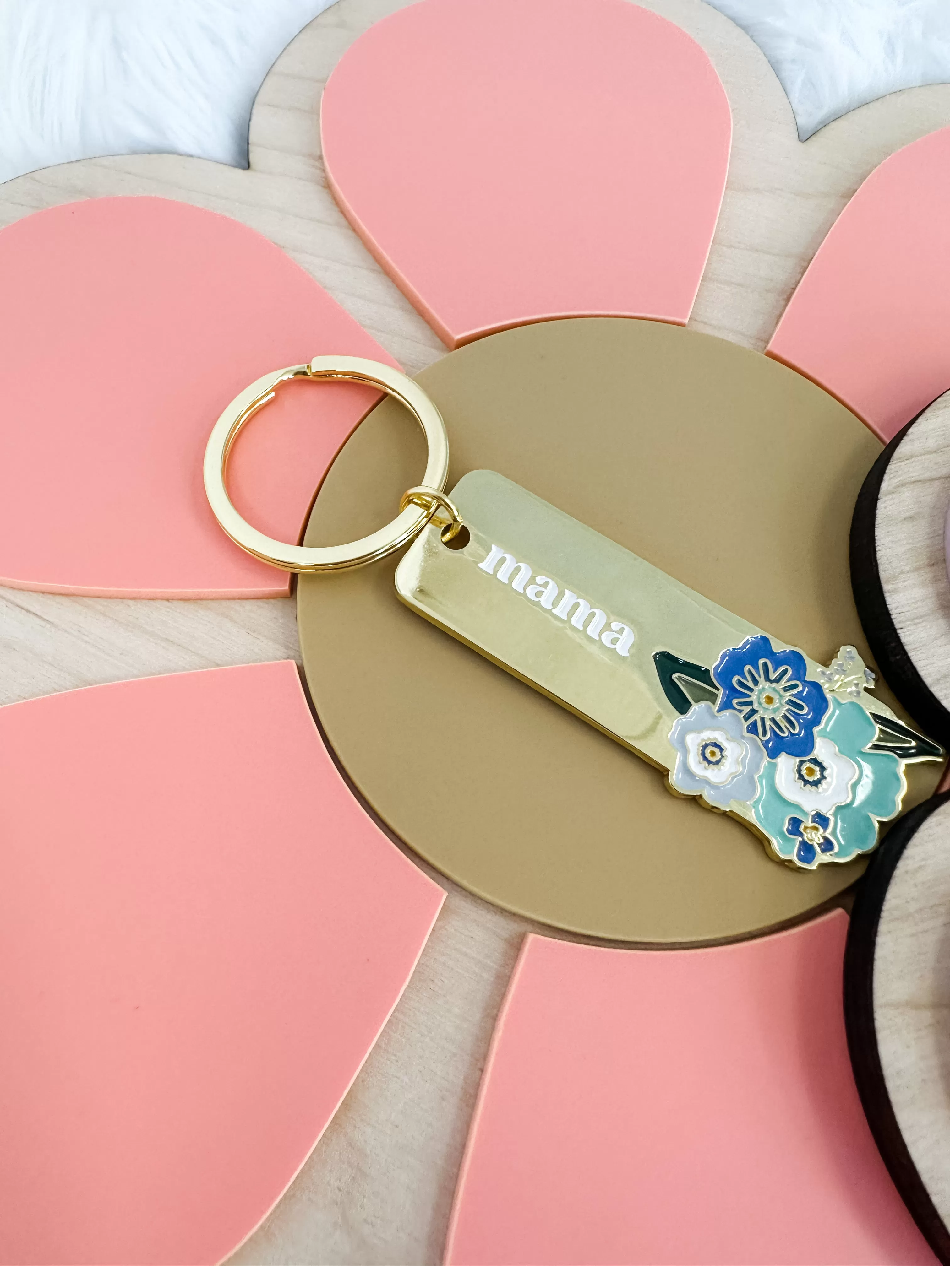 Gold Floral Keychain