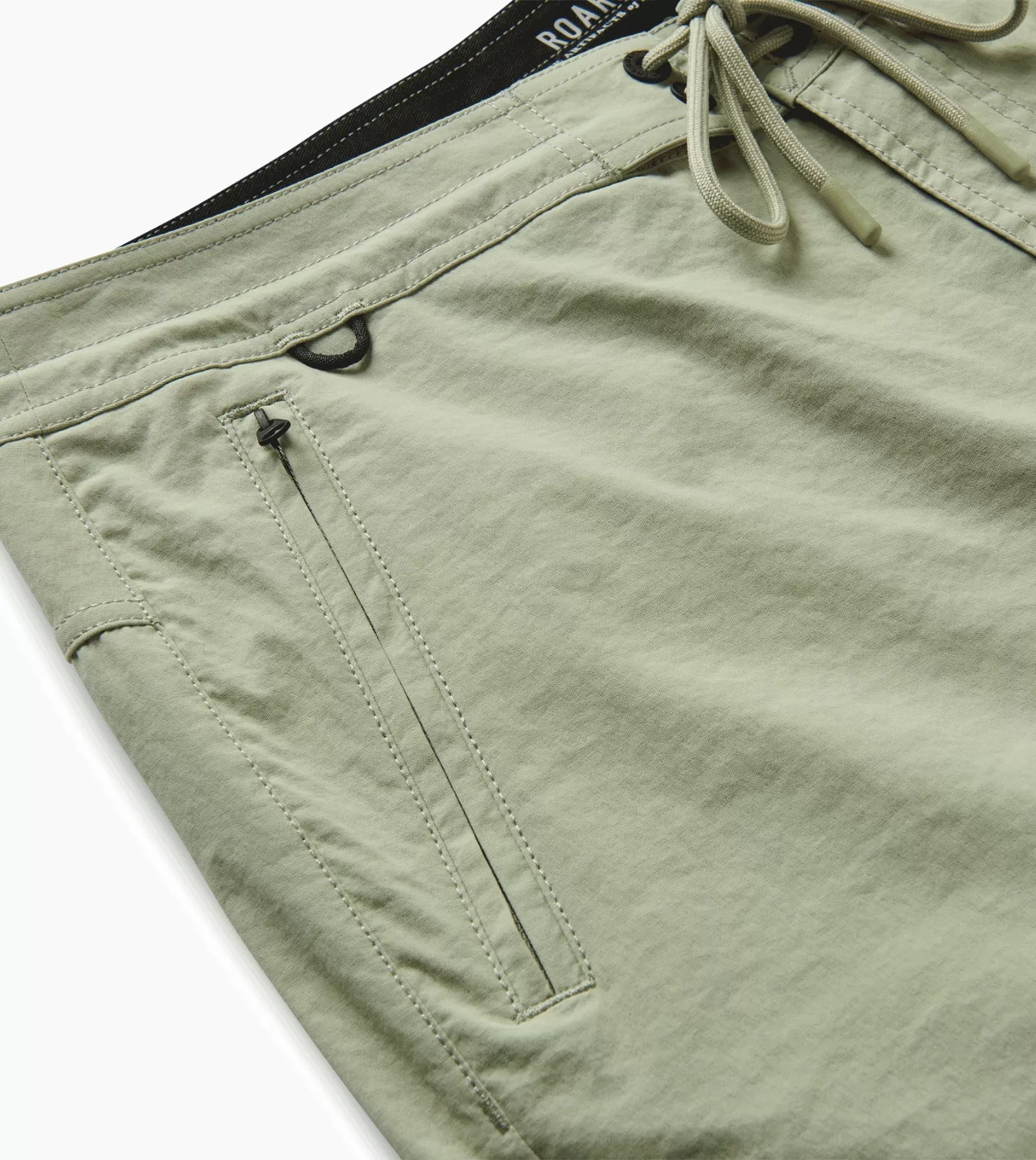 Layover Trail Shorts 17"