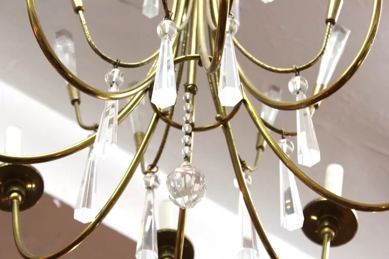 Mid-Century Modern European Brass Chandelier with Crystal Pendants