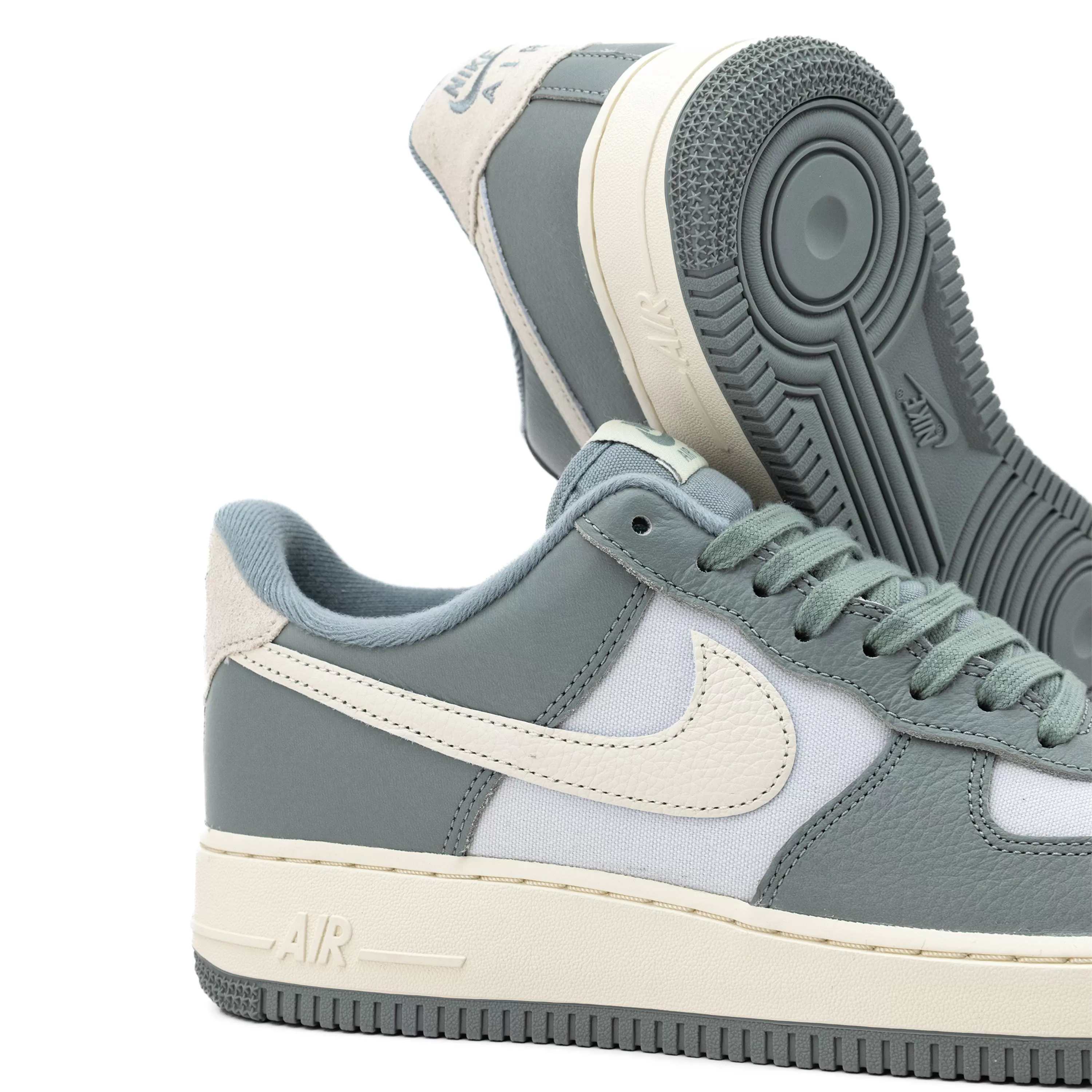 Nike Air Force 1 07 LX Mica Green/Coconut Milk/Photon Dust DV7186-300