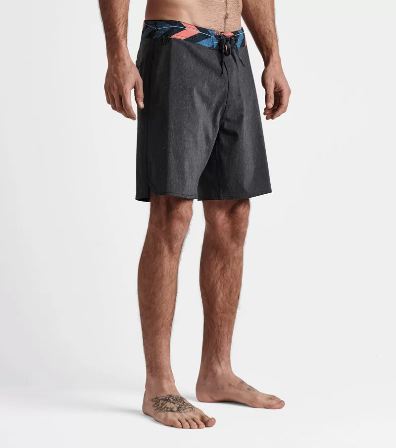 Passage Boardshorts 18"