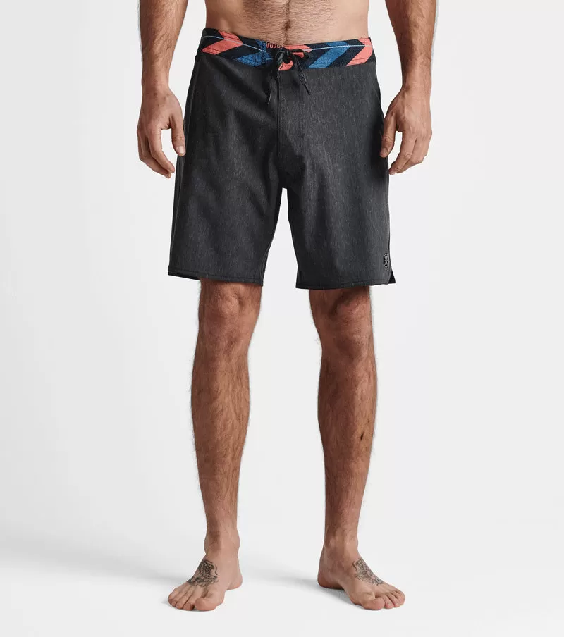 Passage Boardshorts 18"