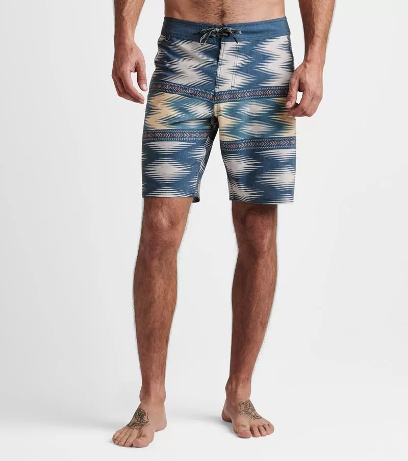 Passage Tremors Boardshorts 19"