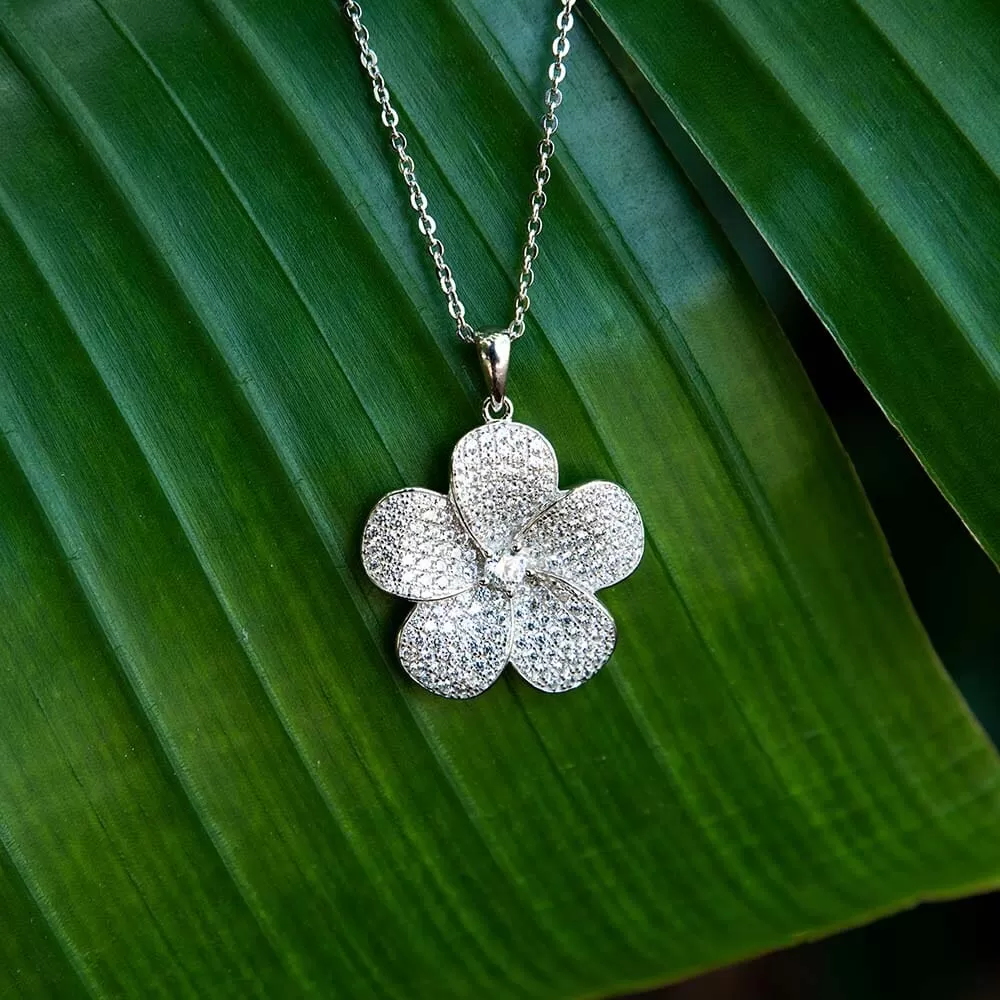 Pavé Paradise Blossom Pendant