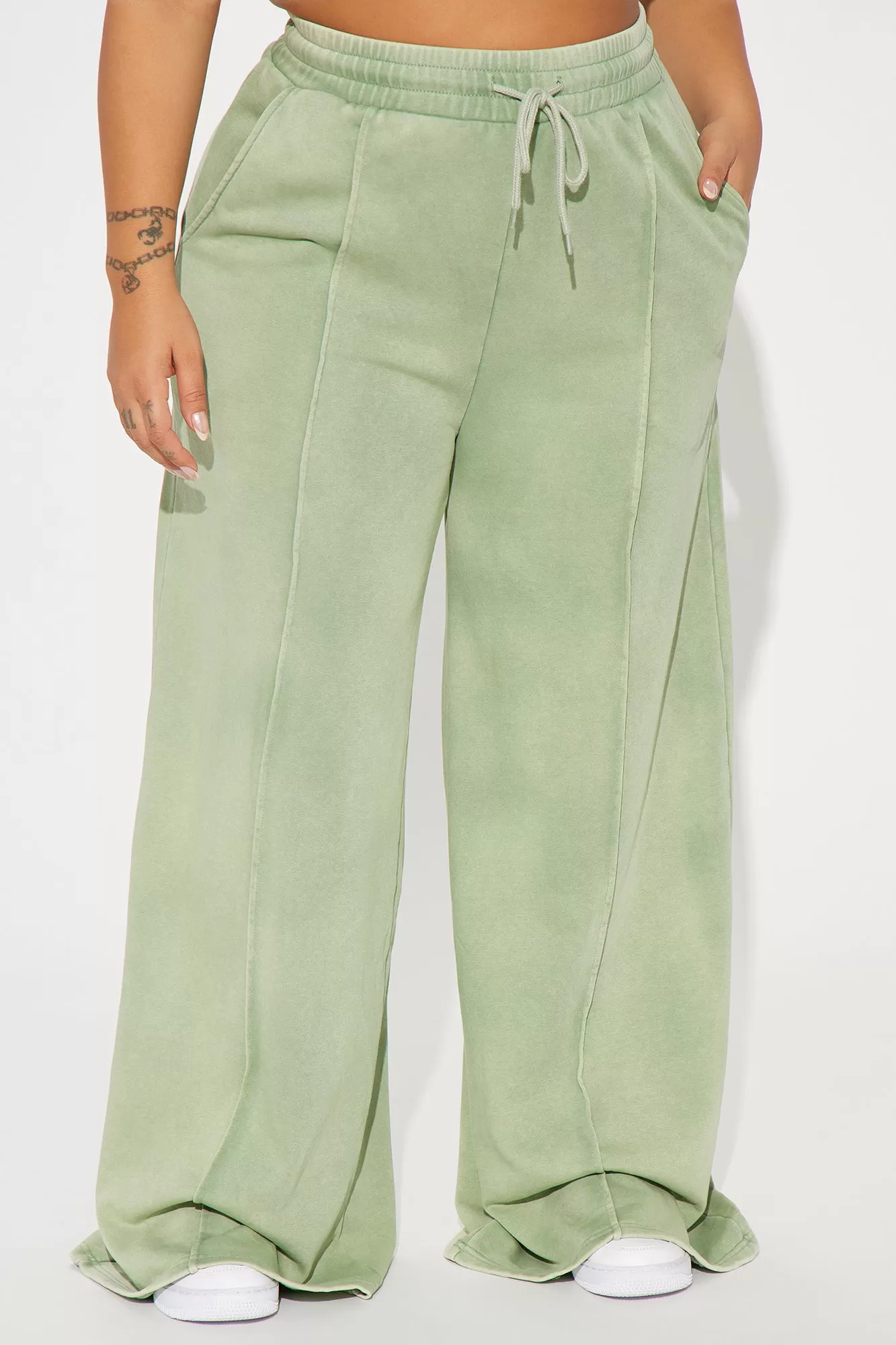 Pay No Attention Lounge Pant - Sage