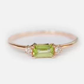 PERIDOT DIAMOND RING HEIDI