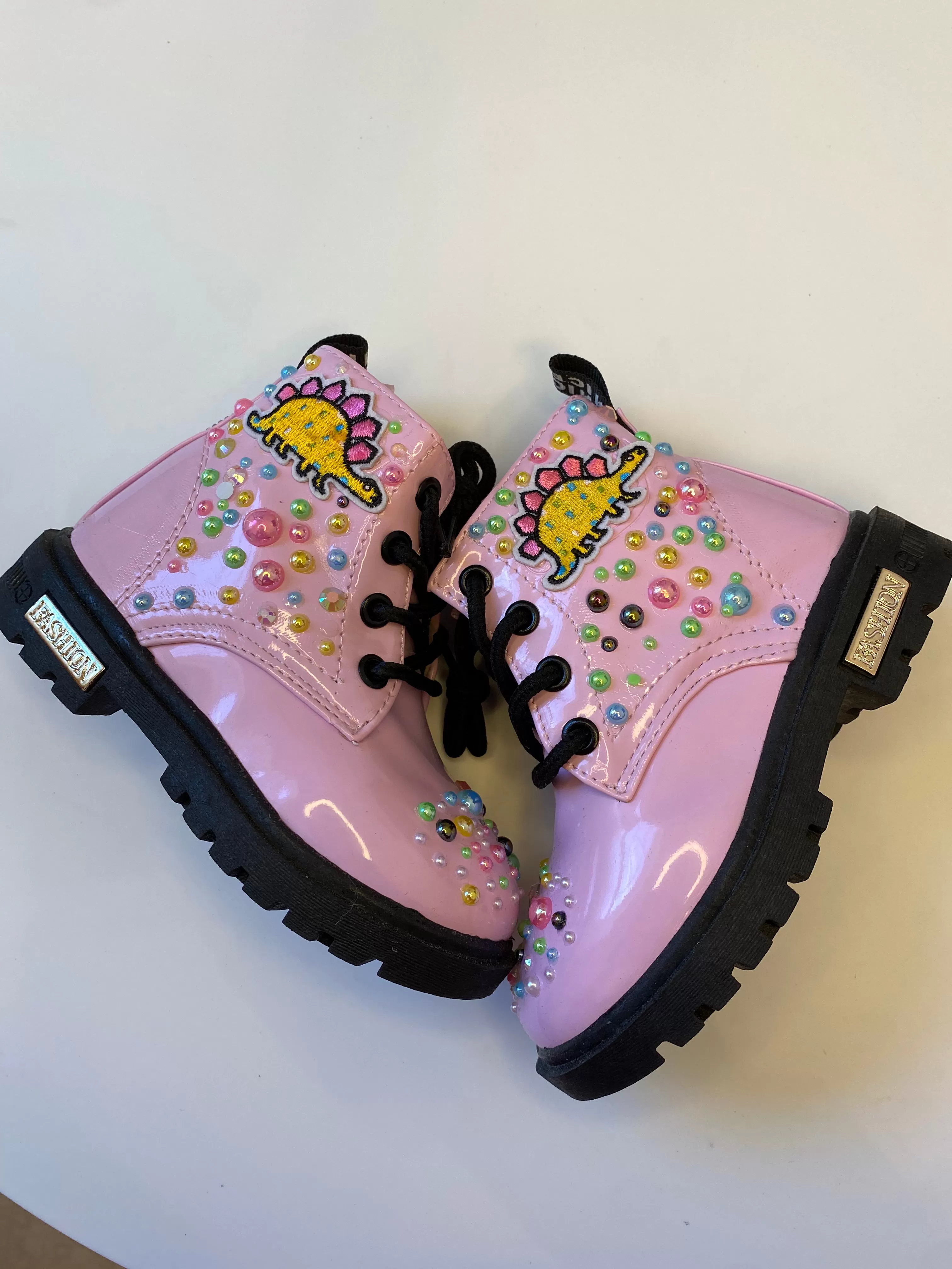 PINK AND DINOSAURS GIRLS BOOTS