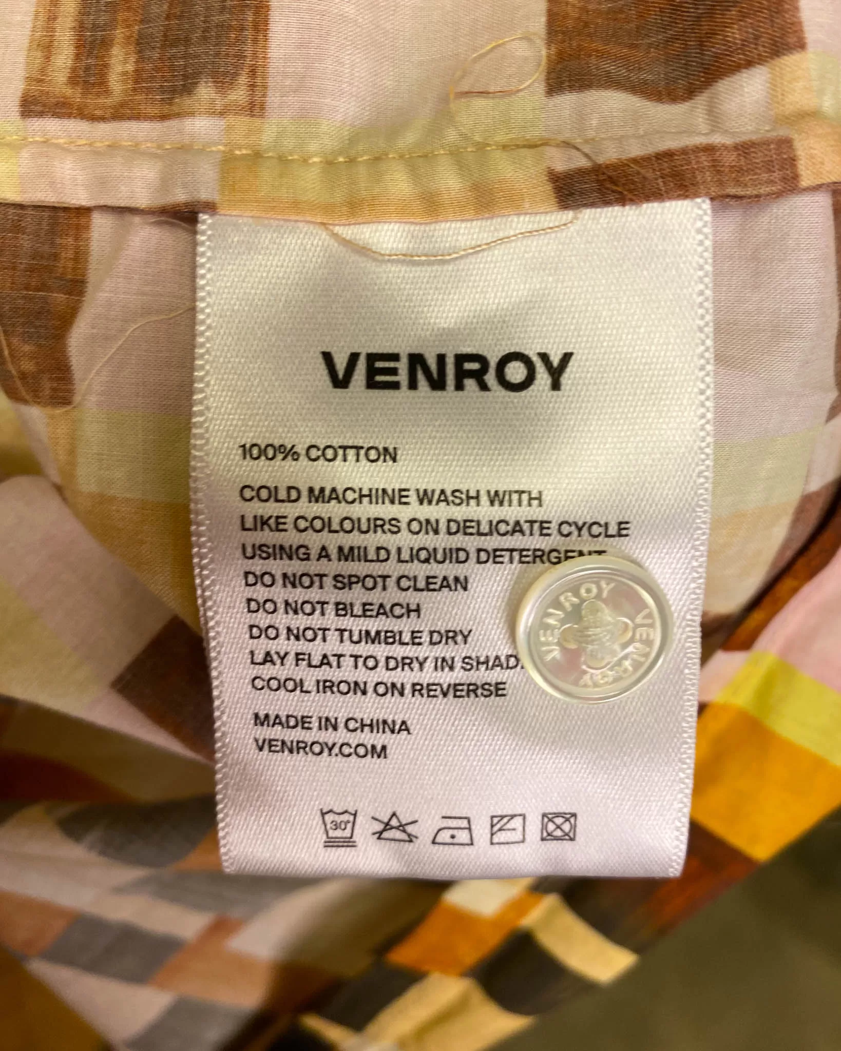 Size M - Venroy Print Shirt