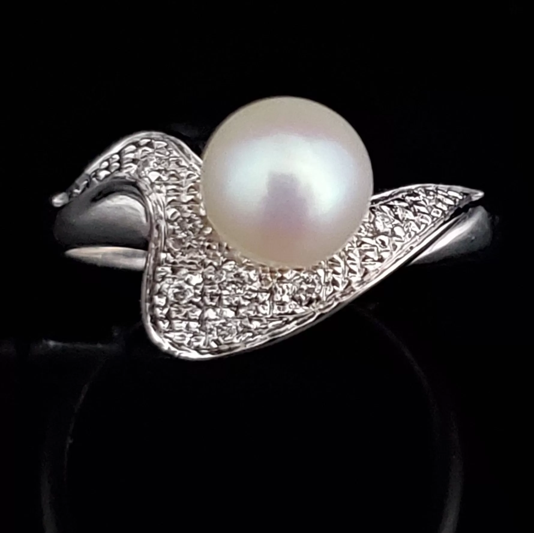 The Gatwick - Estate Diamond Pearl 14k Gold Statement Ring