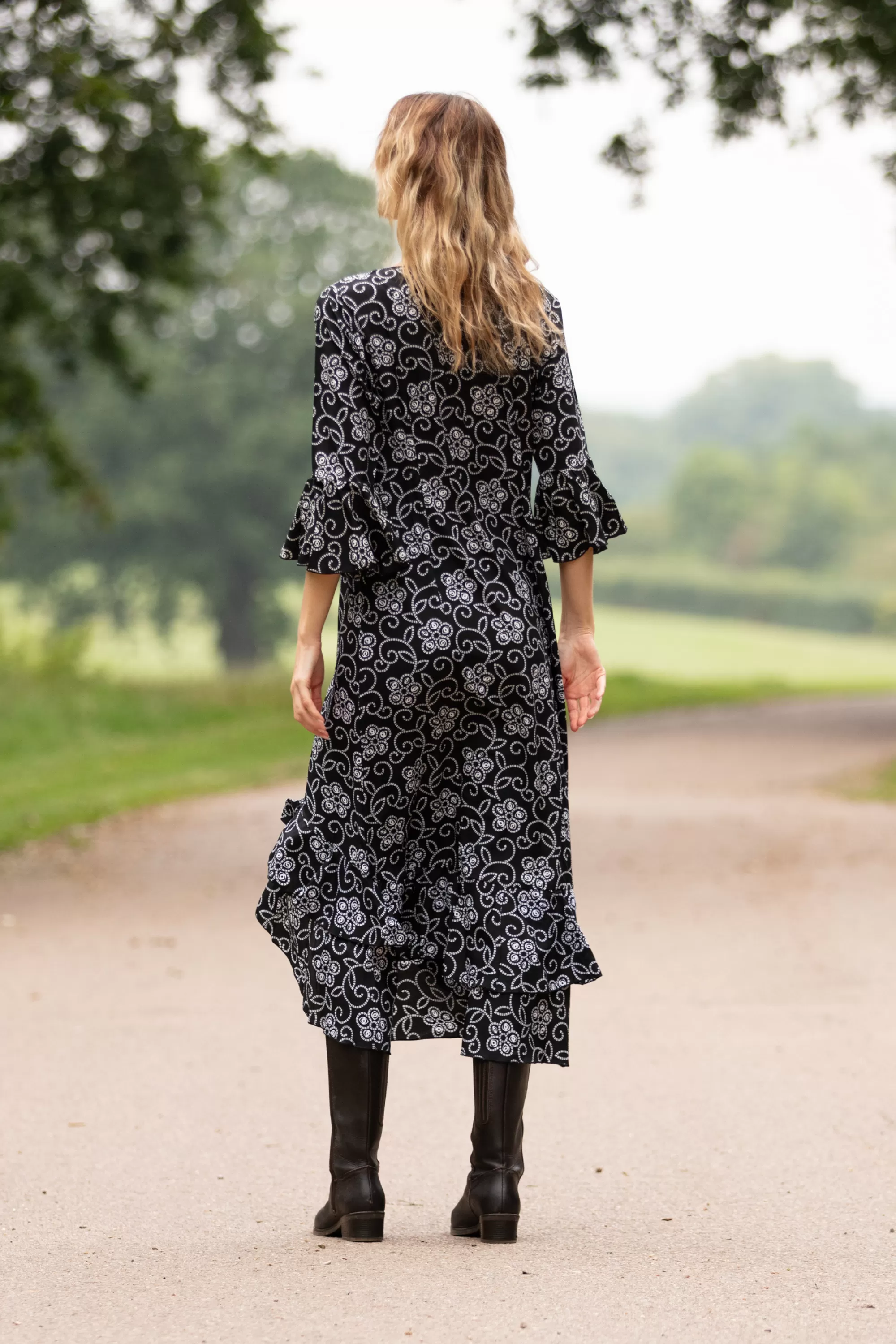 Victoria Midi Dress in Black & White Floral